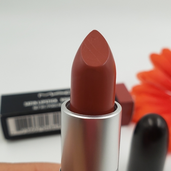 Mac cosmetics satin lipstick. MOCHA. - Picture 10 of 11